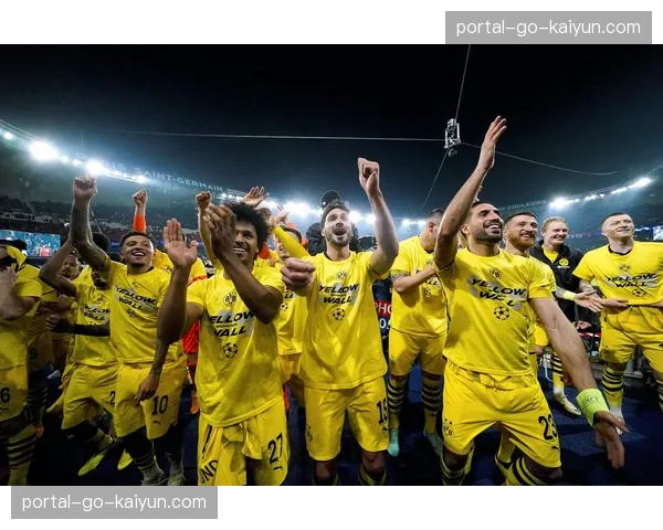 多特蒙德补时手球送点遭绝杀，欧冠资格争夺受挫